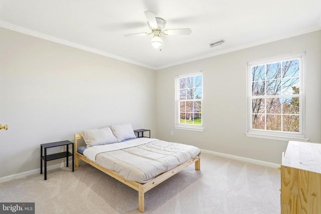 43213 WAYSIDE CIR, Ashburn, VA 20147