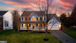 43213 WAYSIDE CIR, Ashburn, VA 20147