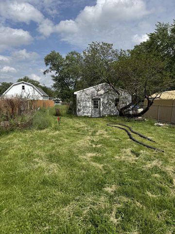 41 N Michigan Avenue, Hobart, IN 46342