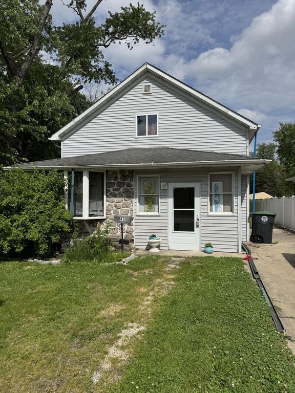 41 N Michigan Avenue, Hobart, IN 46342