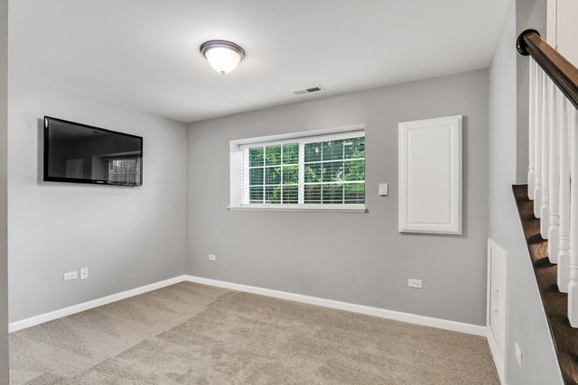 297 Lionel Drive, Grayslake, IL 60030
