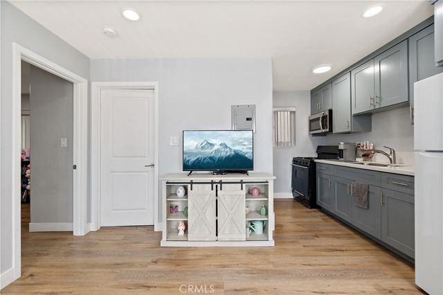 1301 E Pacific Coast, Wilmington, CA 90744