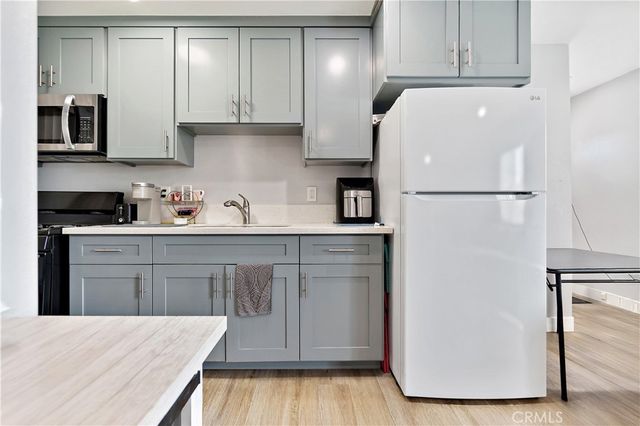 1301 E Pacific Coast, Wilmington, CA 90744