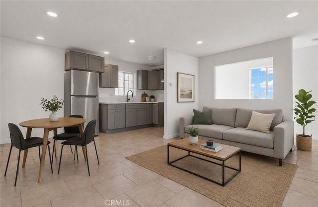 1301 E Pacific Coast, Wilmington, CA 90744