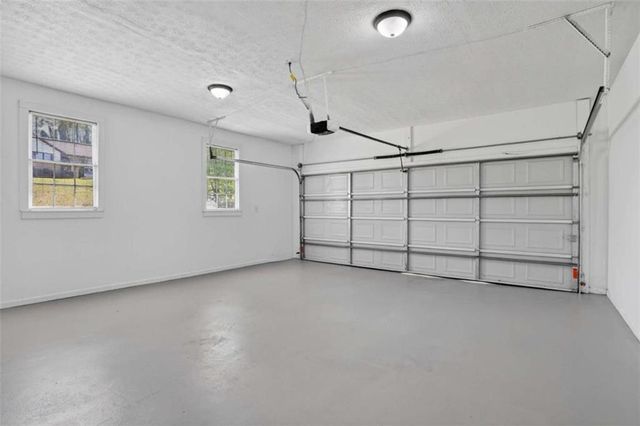 9200 Brave Court, Jonesboro, GA 30236