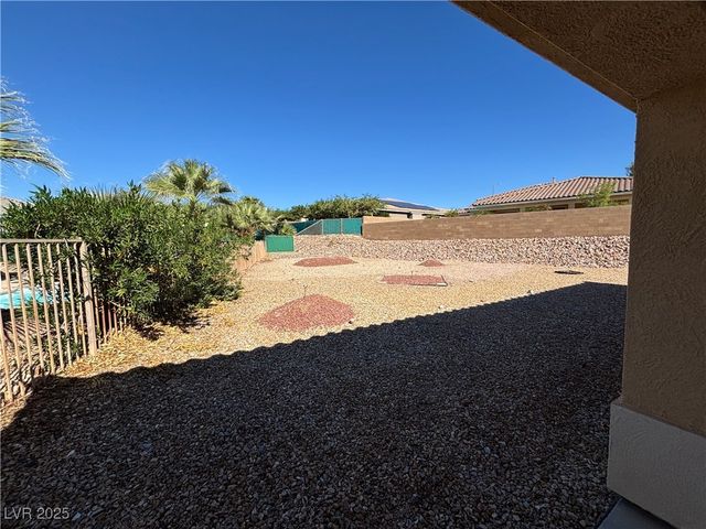 2370 Cottage Hill Avenue, Laughlin, NV 89029