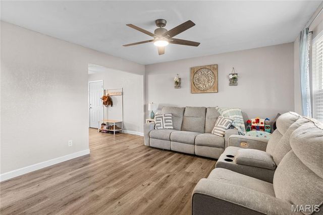 1237 Columbia Road, Dupo, IL 62239