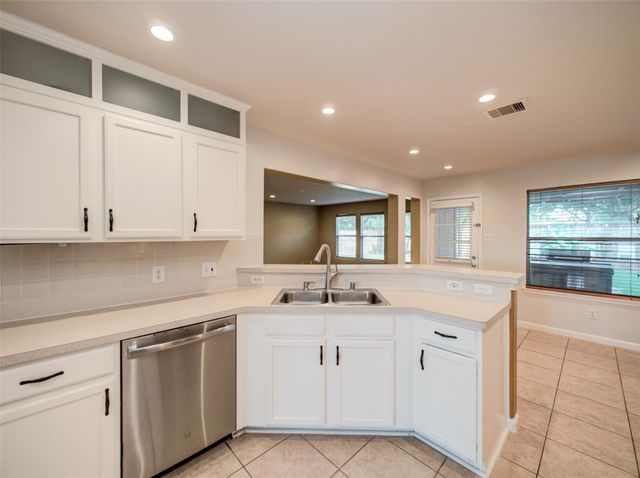 13215 Sleepy Creek Meadows, Houston, TX 77083