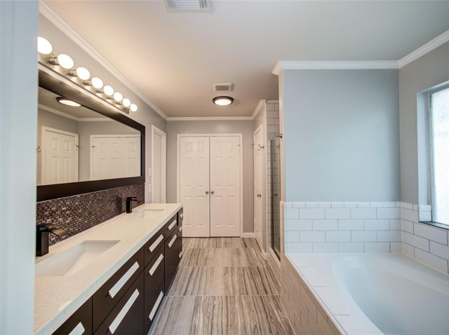 13215 Sleepy Creek Meadows, Houston, TX 77083