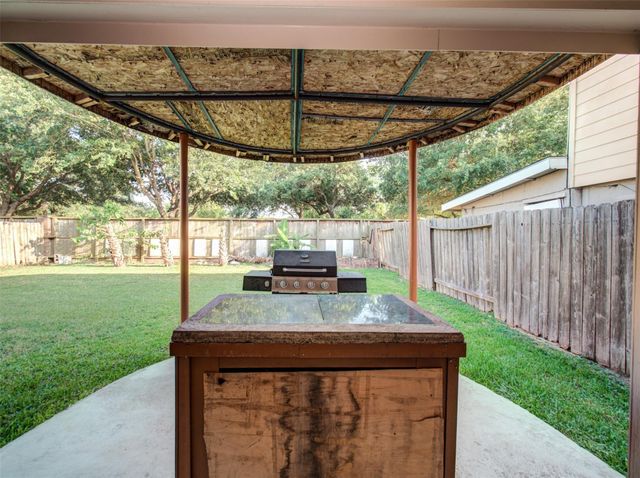 13215 Sleepy Creek Meadows, Houston, TX 77083