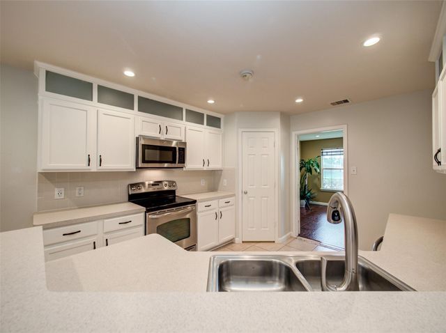 13215 Sleepy Creek Meadows, Houston, TX 77083