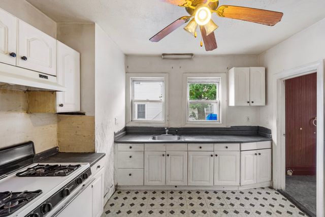 126 Belgrade Avenue 1, Boston, MA 02131