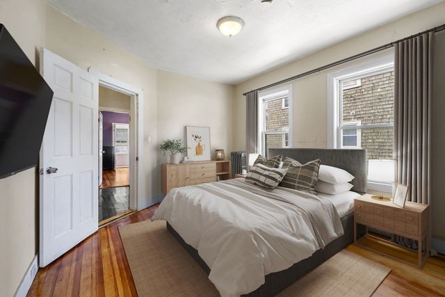 126 Belgrade Avenue 1, Boston, MA 02131