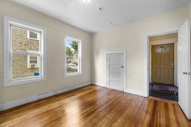 126 Belgrade Avenue 1, Boston, MA 02131