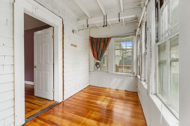 126 Belgrade Avenue 1, Boston, MA 02131