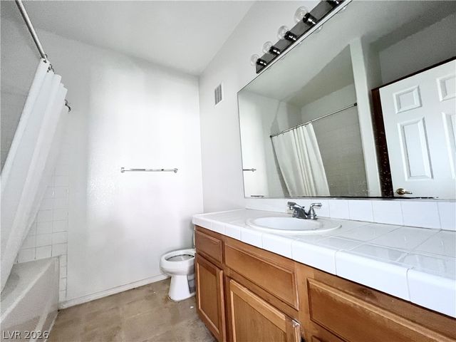 2121 Echo Bay Street 204, Las Vegas, NV 89128