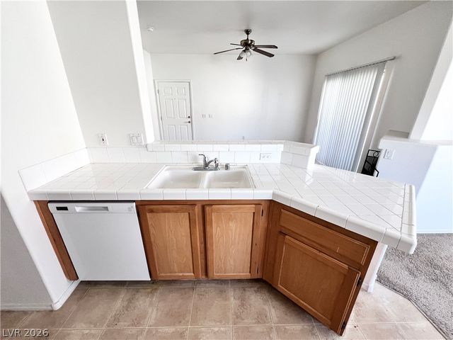 2121 Echo Bay Street 204, Las Vegas, NV 89128