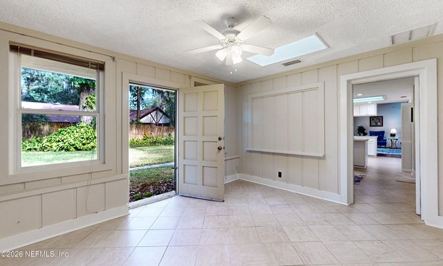 1101 NATURES HAMMOCK Road N, St. Johns, FL 32259