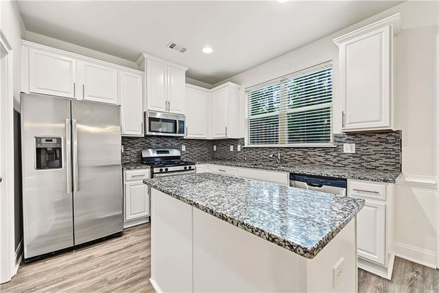 2038 Brightleaf Way 103, Marietta, GA 30060