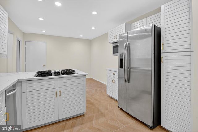 7819 WHITERIM TER, Potomac, MD 20854