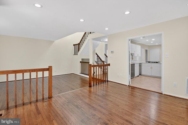 7819 WHITERIM TER, Potomac, MD 20854