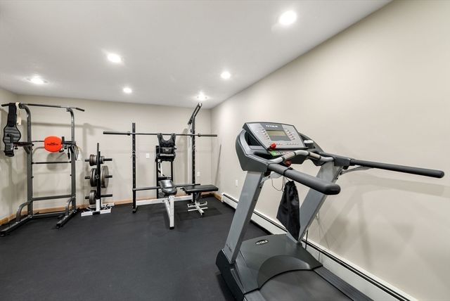 23 Longwood Dr, Hopkinton, MA 01748
