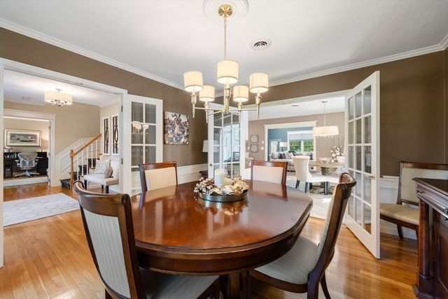 23 Longwood Dr, Hopkinton, MA 01748