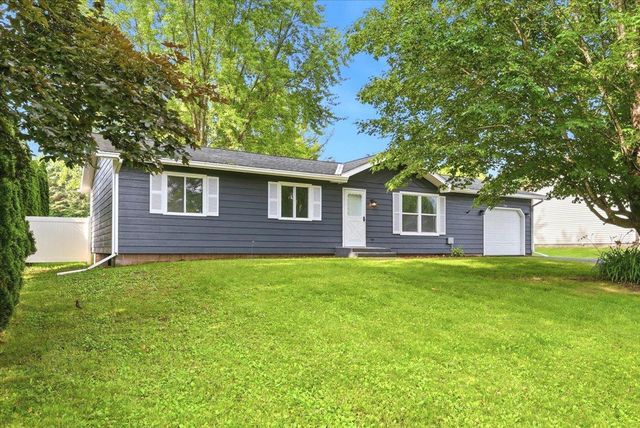 784 Paperjack Drive, New Richmond, WI 54017