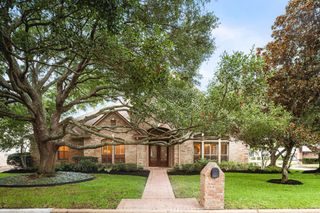 502 Barkers Cove, Houston, TX 77079