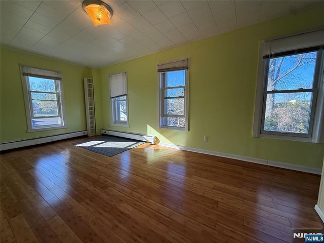 88 Main Street, Little Ferry, NJ 07643