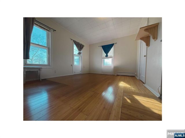 88 Main Street, Little Ferry, NJ 07643