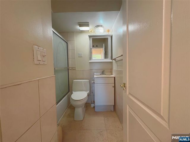 88 Main Street, Little Ferry, NJ 07643