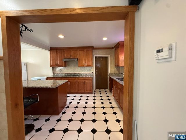 88 Main Street, Little Ferry, NJ 07643