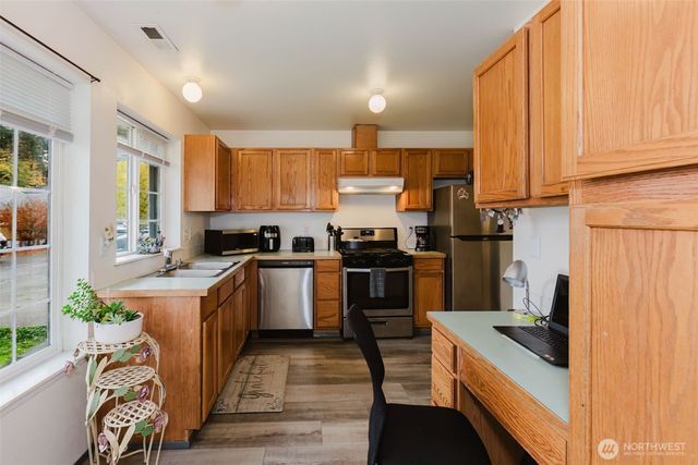 517 Forrest Park Street, Port Orchard, WA 98366