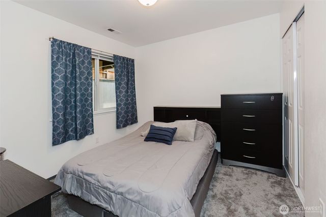 517 Forrest Park Street, Port Orchard, WA 98366