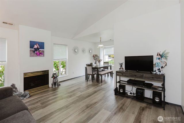 517 Forrest Park Street, Port Orchard, WA 98366