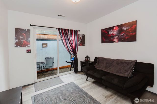 517 Forrest Park Street, Port Orchard, WA 98366