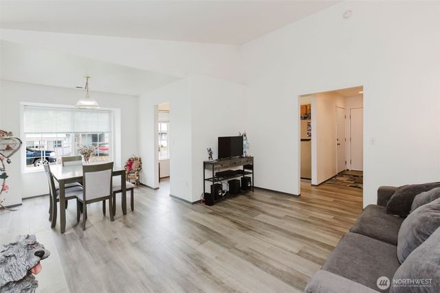 517 Forrest Park Street, Port Orchard, WA 98366