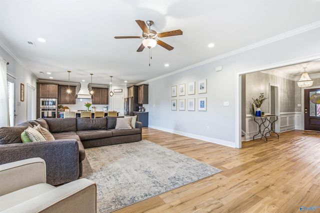 22817 Ledges Drive, Athens, AL 35613