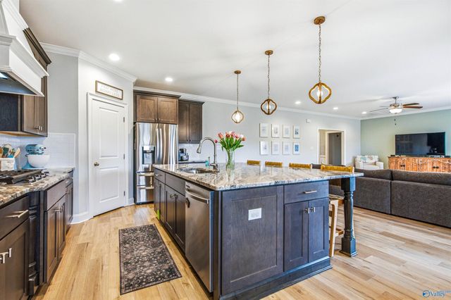 22817 Ledges Drive, Athens, AL 35613