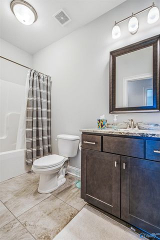 22817 Ledges Drive, Athens, AL 35613