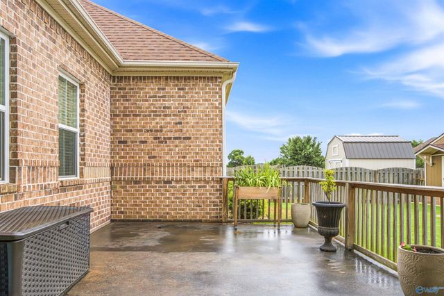 22817 Ledges Drive, Athens, AL 35613