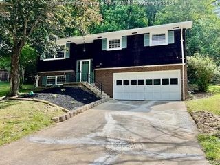 1507 Rockford Court, Charleston, WV 25314