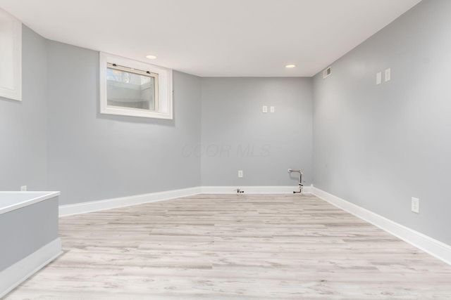 2165 S Parkway Drive, Columbus, OH 43221