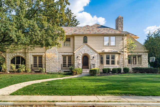 2165 S Parkway Drive, Columbus, OH 43221