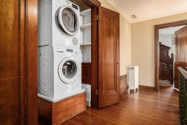 2165 S Parkway Drive, Columbus, OH 43221