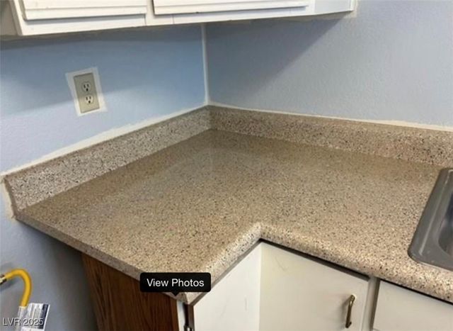 513 Kristin Lane, Henderson, NV 89011