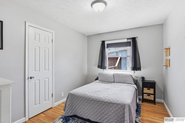 9157 Taylor Street, Omaha, NE 68134