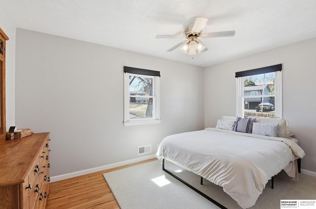 9157 Taylor Street, Omaha, NE 68134