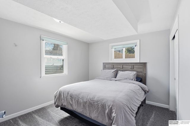 9157 Taylor Street, Omaha, NE 68134